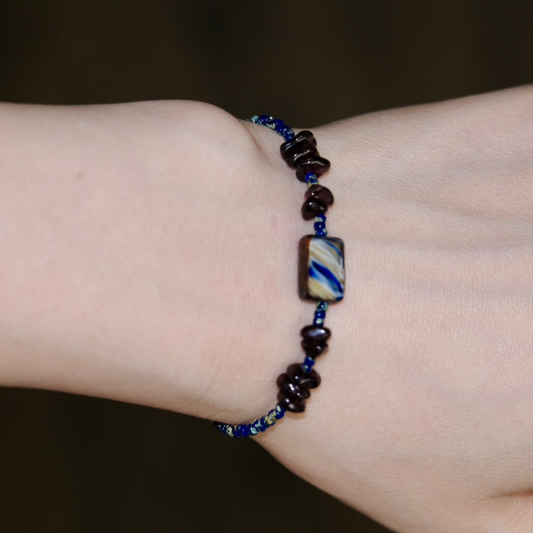 One Bracelet,8 / Please note your wrist size when placing orders.,Lumivault.