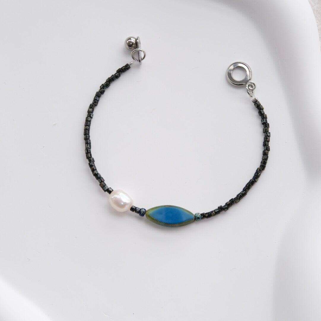 Handmade Deep Blue and Shell Necklace Bracelet