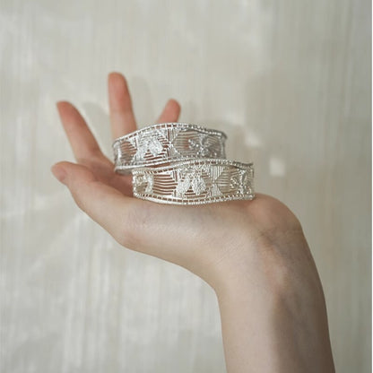 Gardenia Fiber Hollow Bracelet