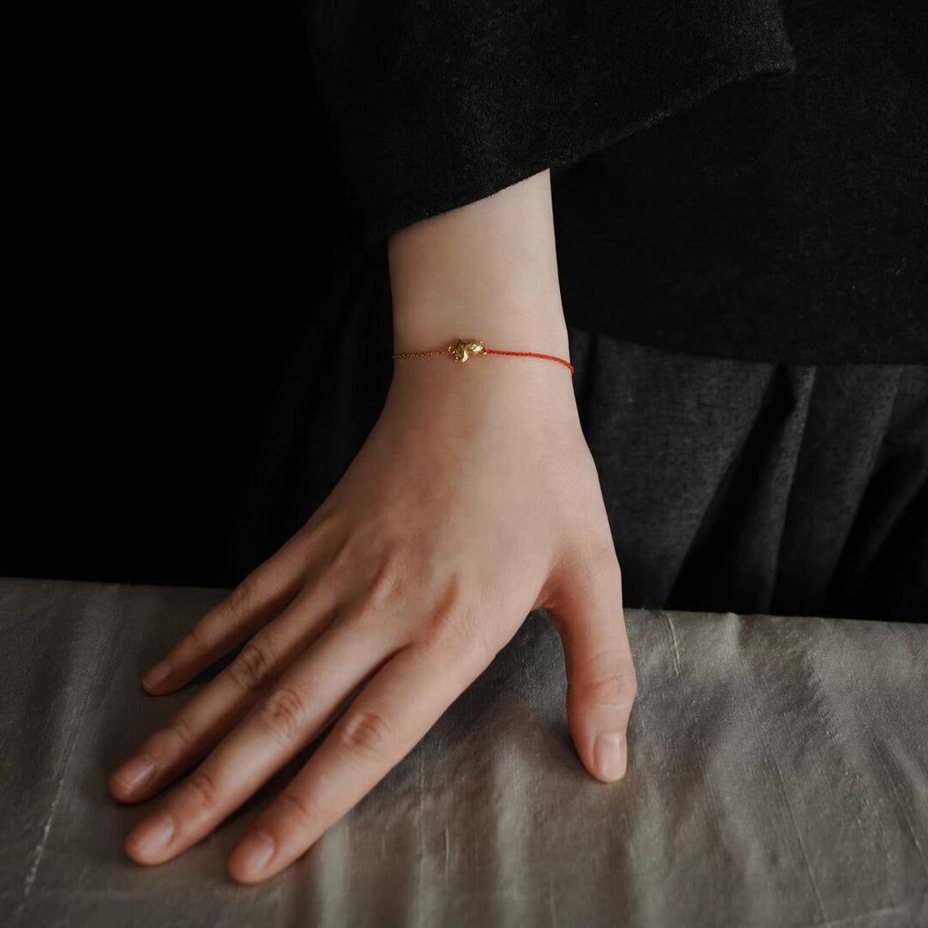 Gold Pony Red Rope Bracelet,Lumivault.