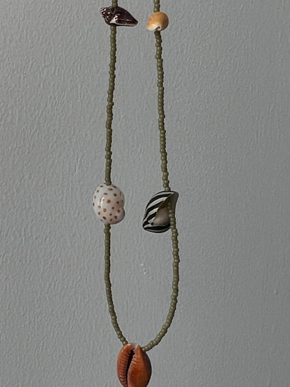 Handmade Vacation Conch Beaded Necklace,Lumivault.