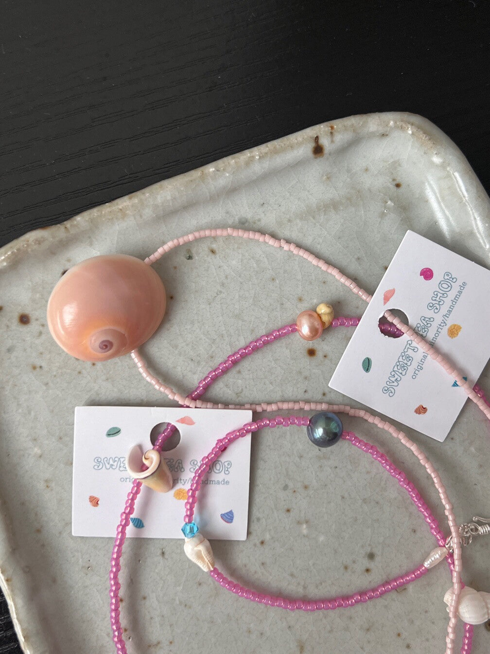 Handmade Pink Conch Beaded Necklace,Lumivault.