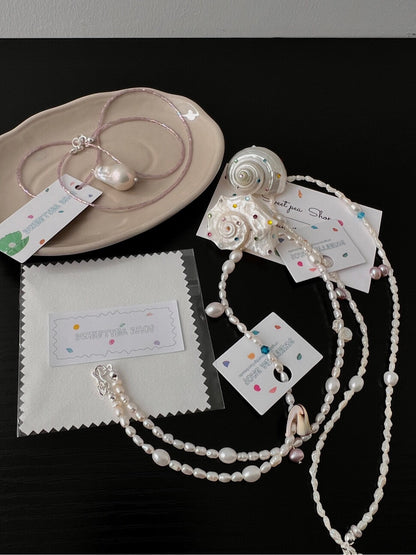 Handmade Conch Freshwater Pearl Beaded Necklace,Lumivault.