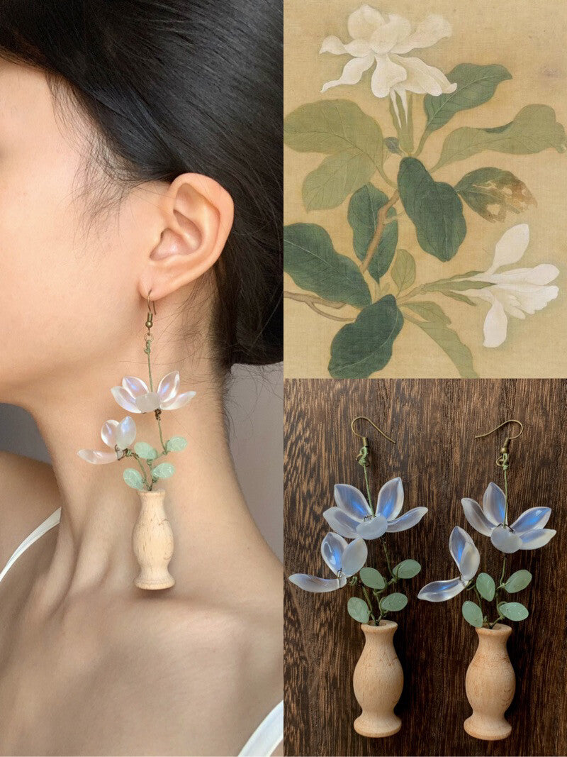 Osmanthus and Moonlight Earrings,Moonlight,Lumivault.
