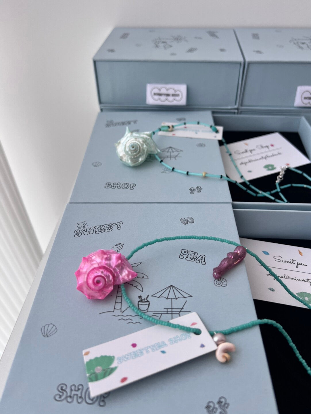 Handmade Pink Purple Snail  Beaded Necklace,Lumivault.