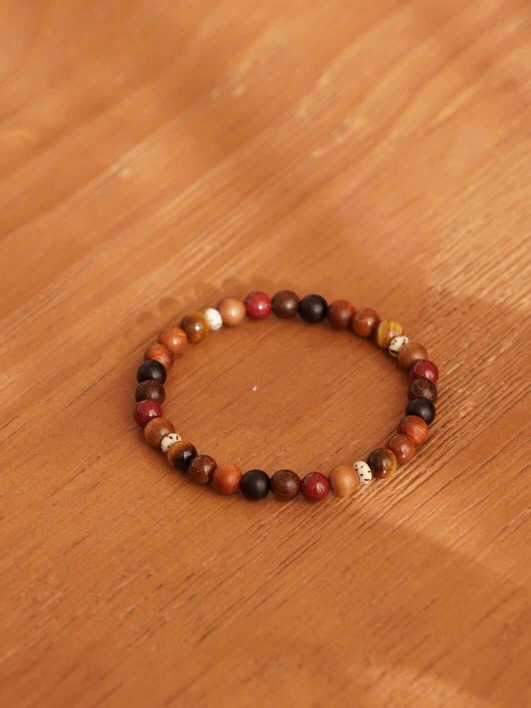 Cinnabar Tiger Eye Bead Bracelet - Lumivault