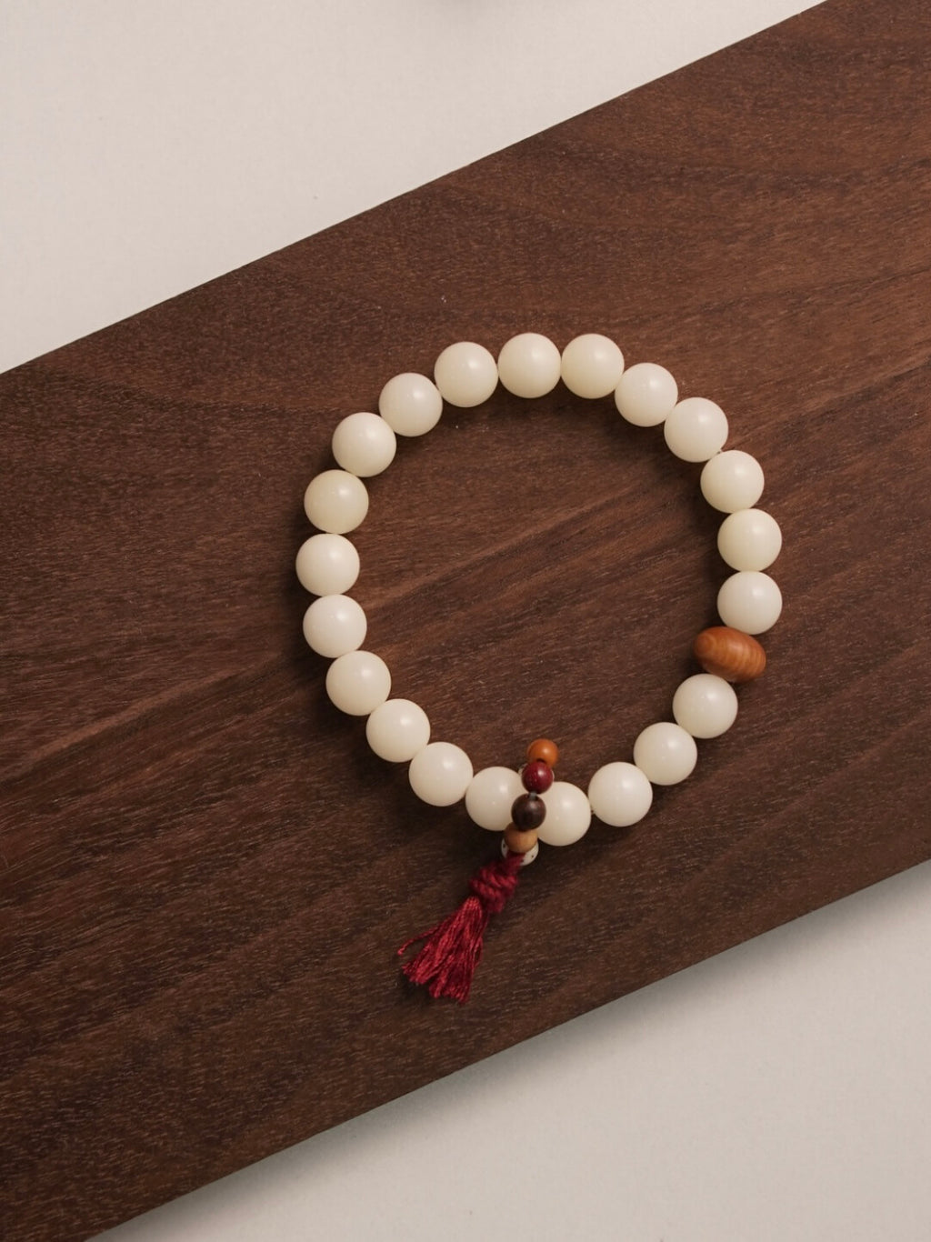 Eight Treasures Bodhi Bead Bracelet - Lumivault