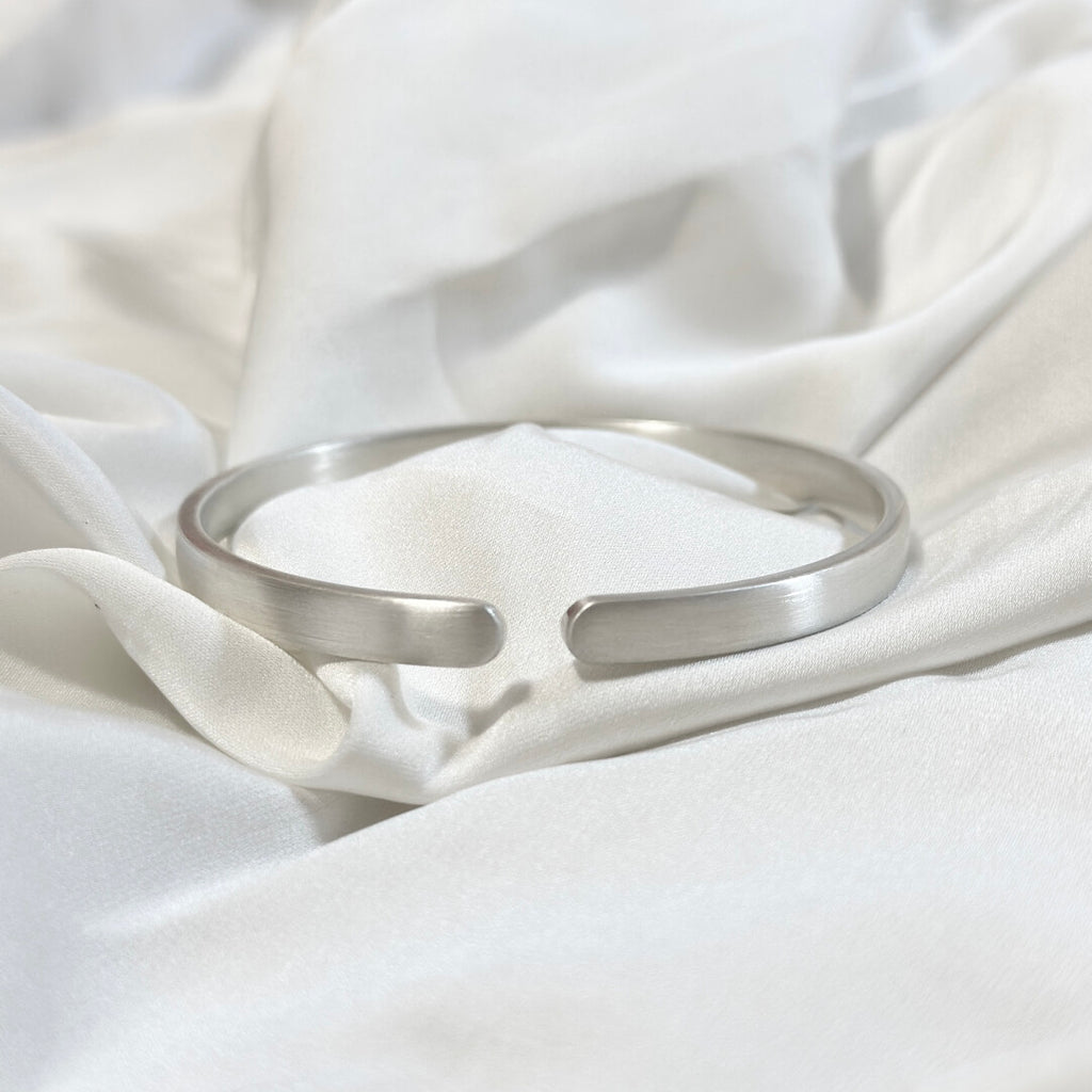 Chinoiserie Simple Silver Bracelet,Lumivault.