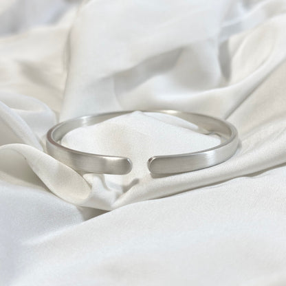 Chinoiserie Simple Silver Bracelet