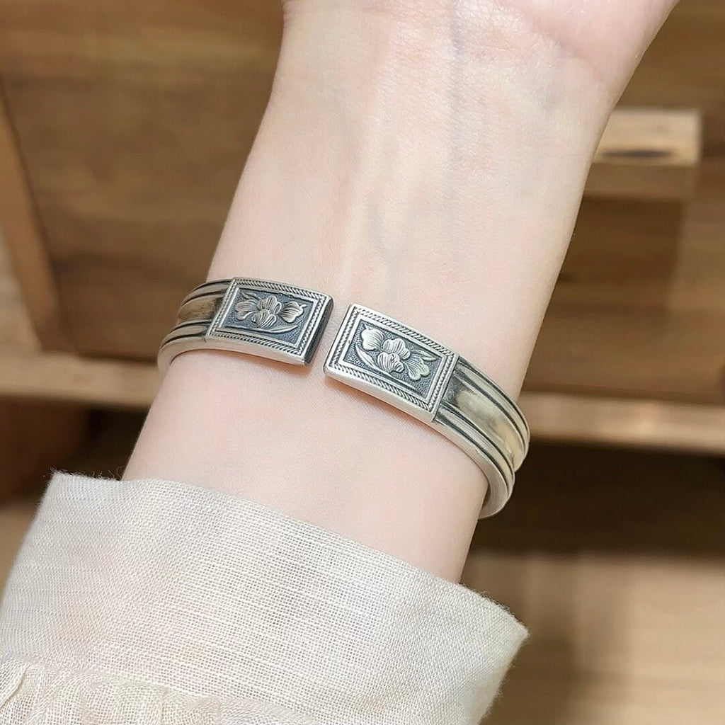 Orchid Silver Bracelet,Lumivault.
