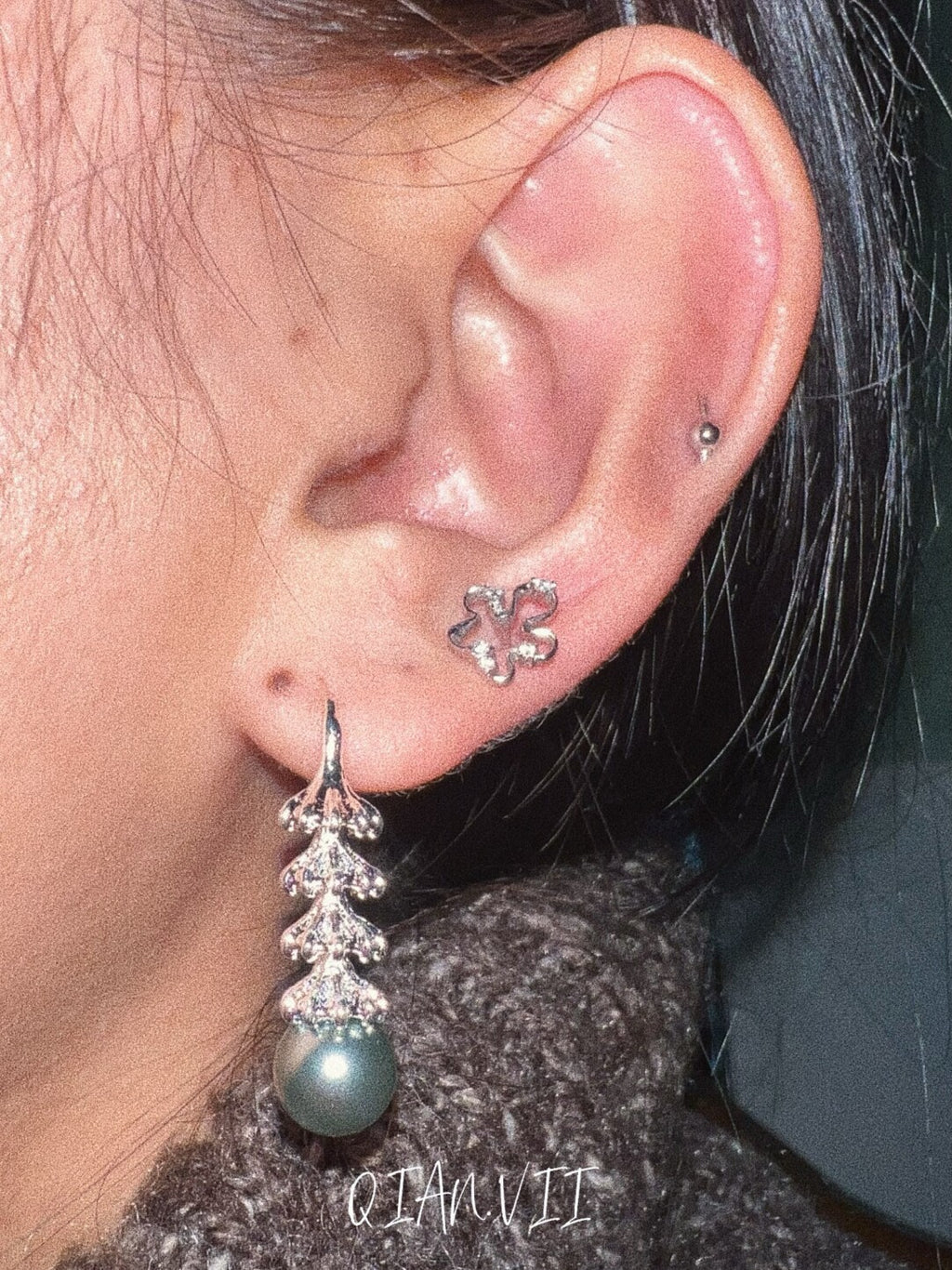Silver Flower Diamond Spiral Earrings Necklace,Lumivault.