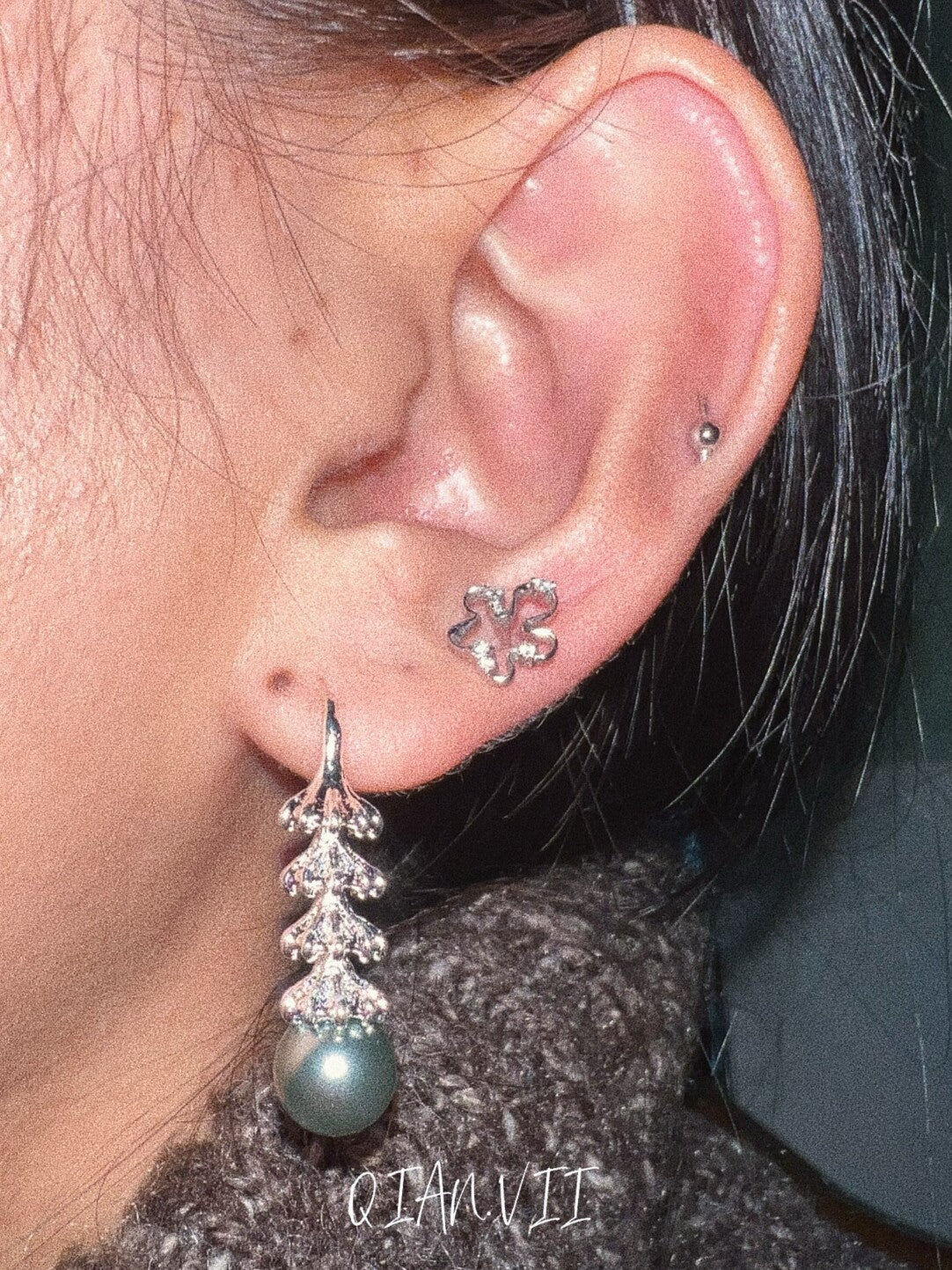 Silver Flower Diamond Spiral Earrings Necklace,Lumivault.