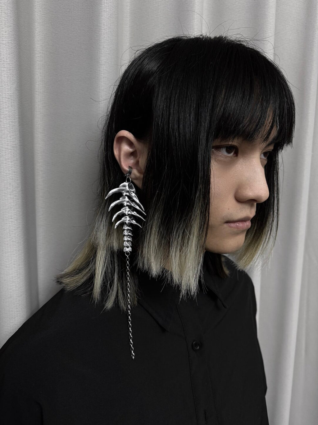 Vertebra Single Earring,Pearlescent Steel Ball Pendant / Stud,Lumivault.