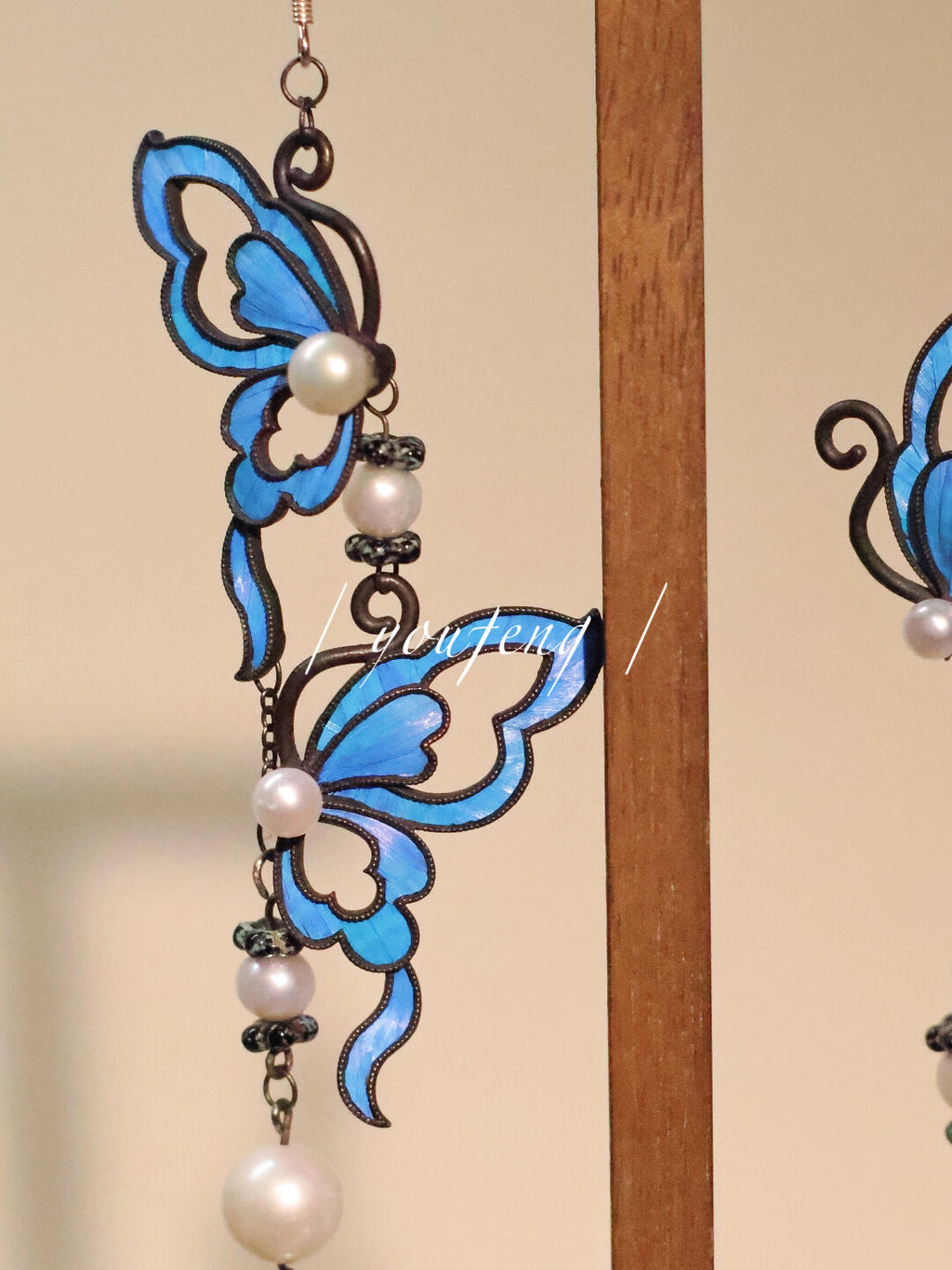 Vintage Parrot Feathers Pearl Butterfly Earrings,Lumivault.