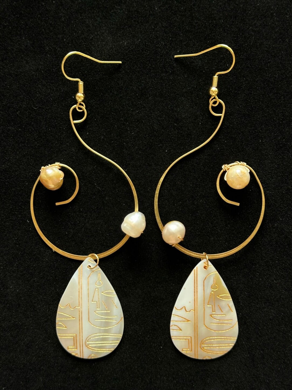 Egyptian Pearl Oyster Vine Earrings,Lumivault.