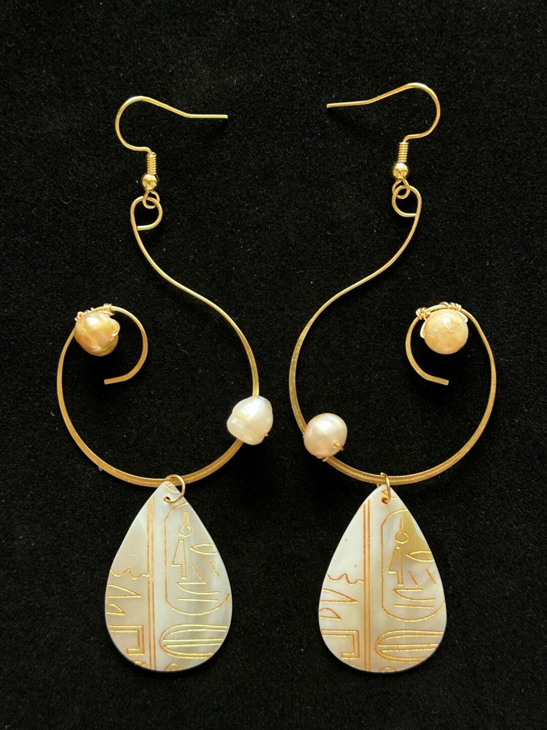 Egyptian Pearl Oyster Vine Earrings,Lumivault.