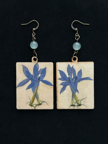 Chinoiserie Wooden Flower Earrings