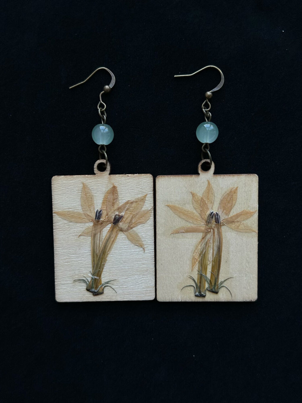Chinoiserie Wooden Flower Earrings,Lumivault.