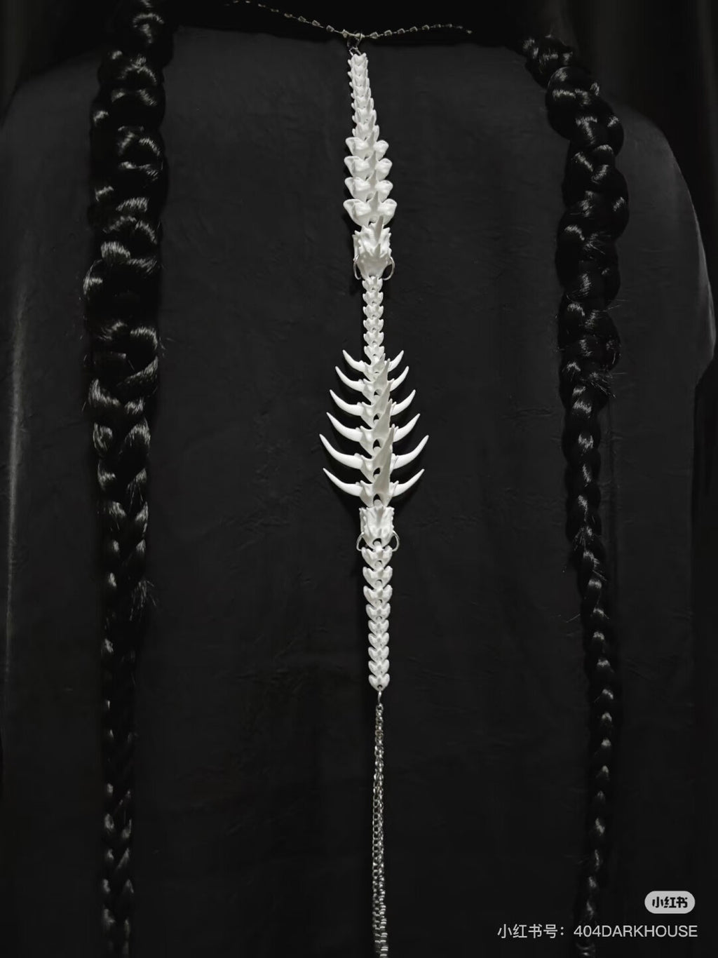 Spine Cascade Necklace,Black,Lumivault.