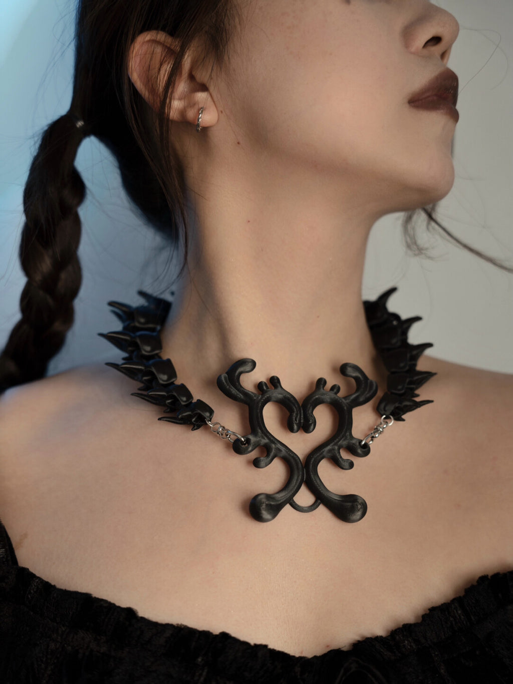 Hollow Love Black Gothic Necklace - Lumivault
