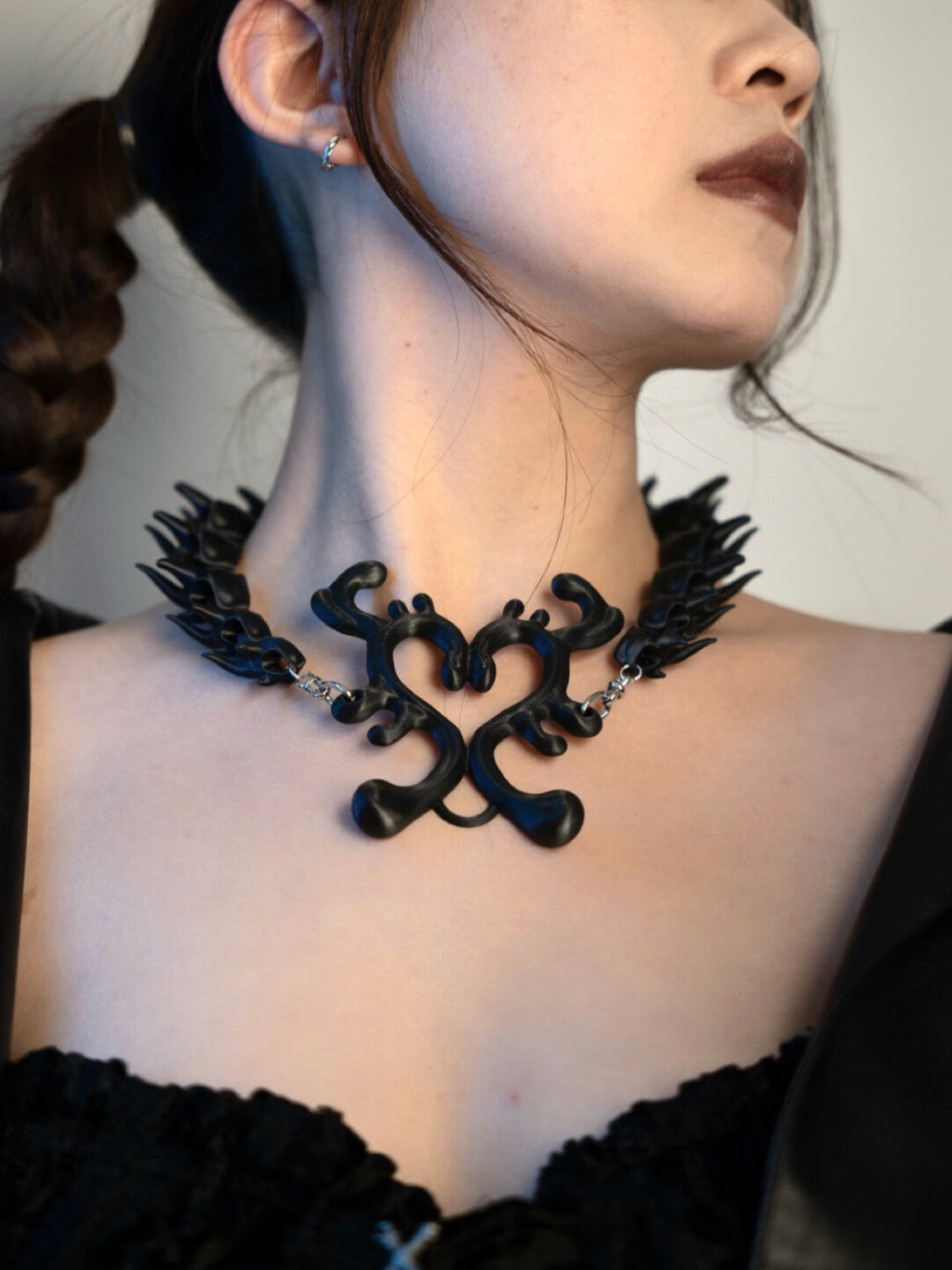 Hollow Love Black Gothic Necklace - Lumivault