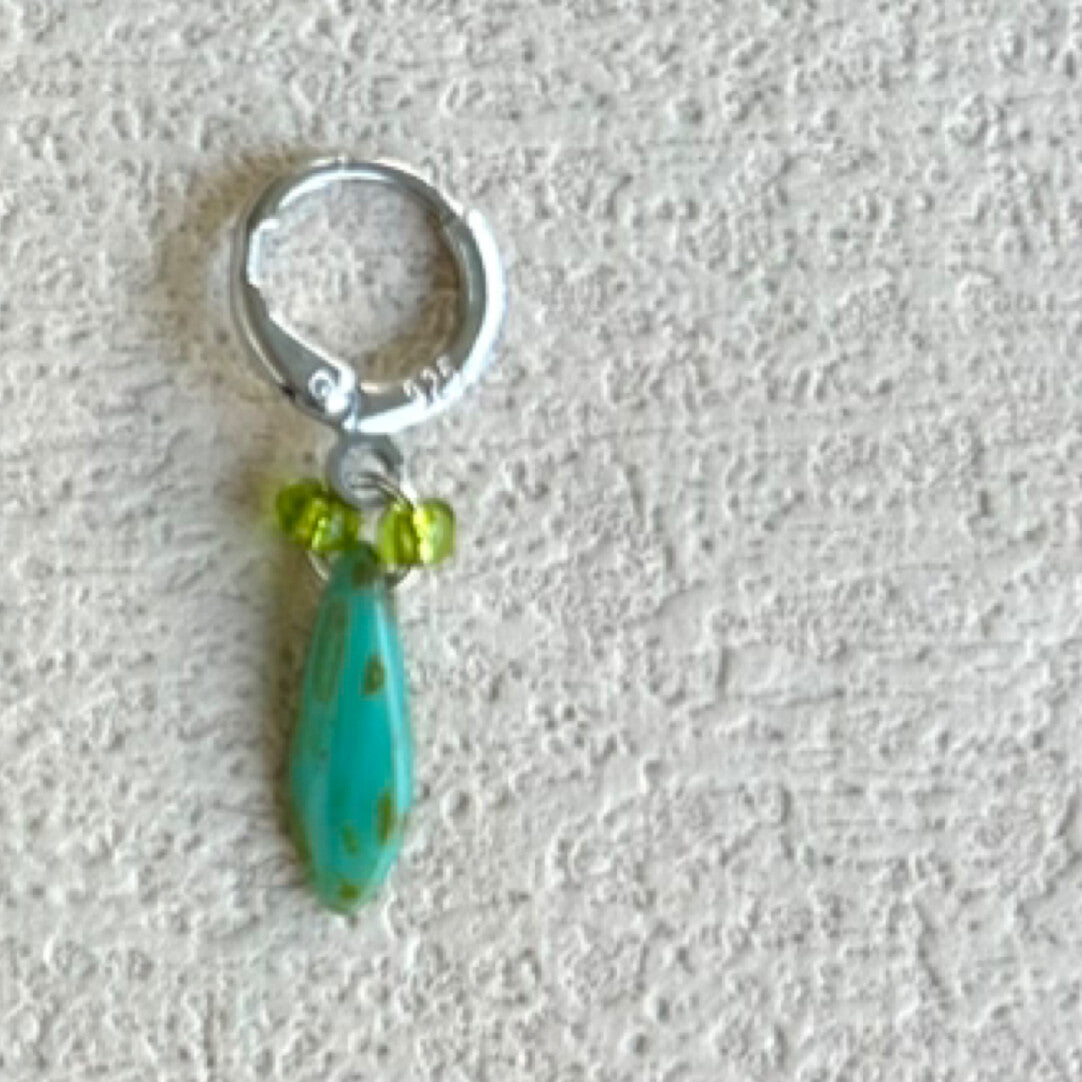 Firefly Green Earrings,Single Stud,Lumivault.