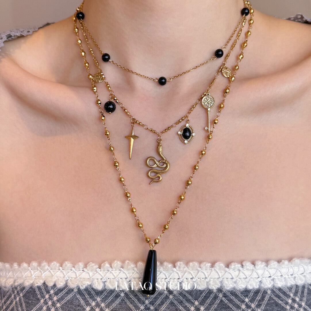 Retro Snake Eyes Layered Necklace,Lumivault.