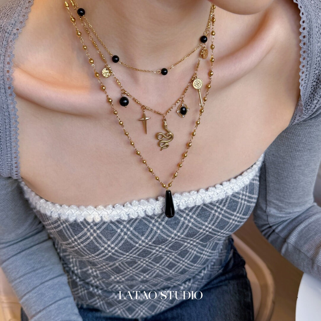 Retro Snake Eyes Layered Necklace,Lumivault.