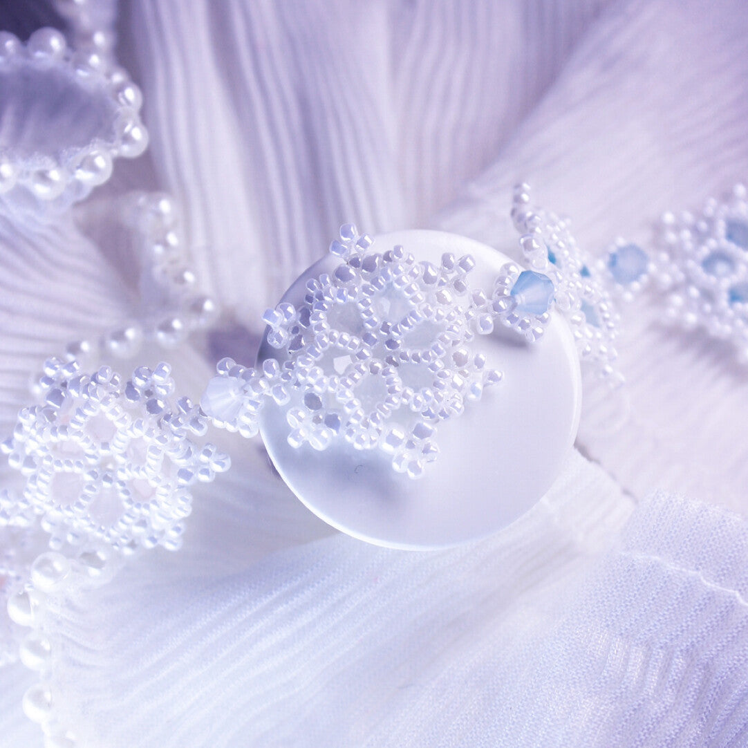 Daylight Snow Beaded Bracelet Necklace