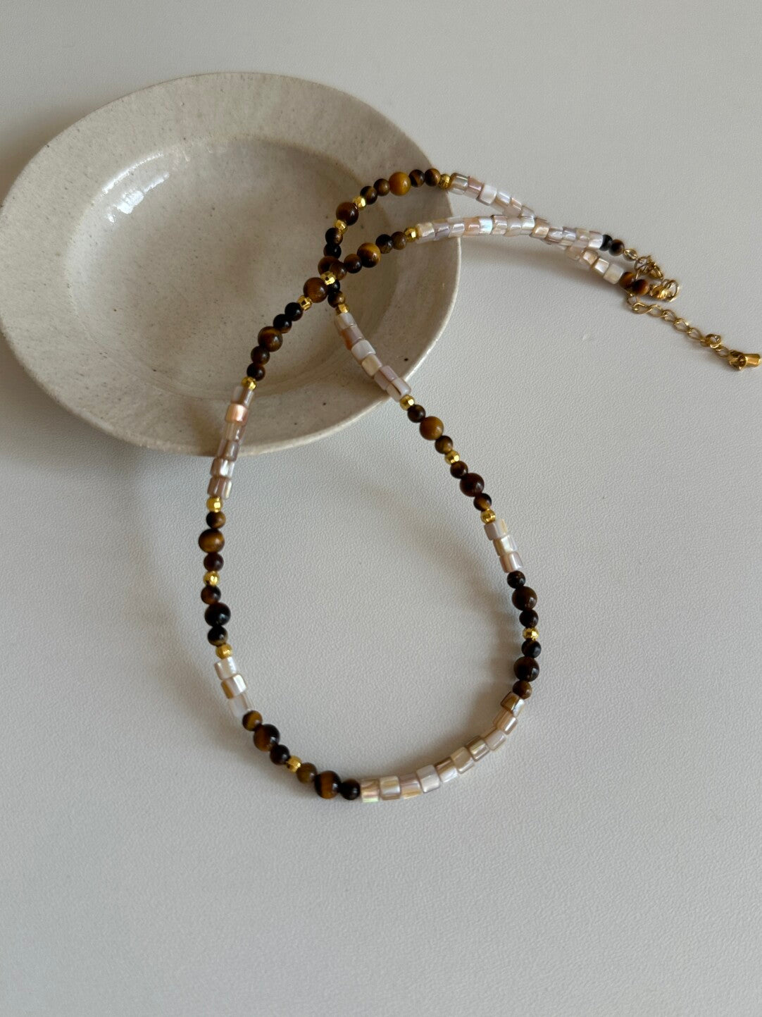 Warm Brown Natural Stone & Shell Necklace - Lumivault
