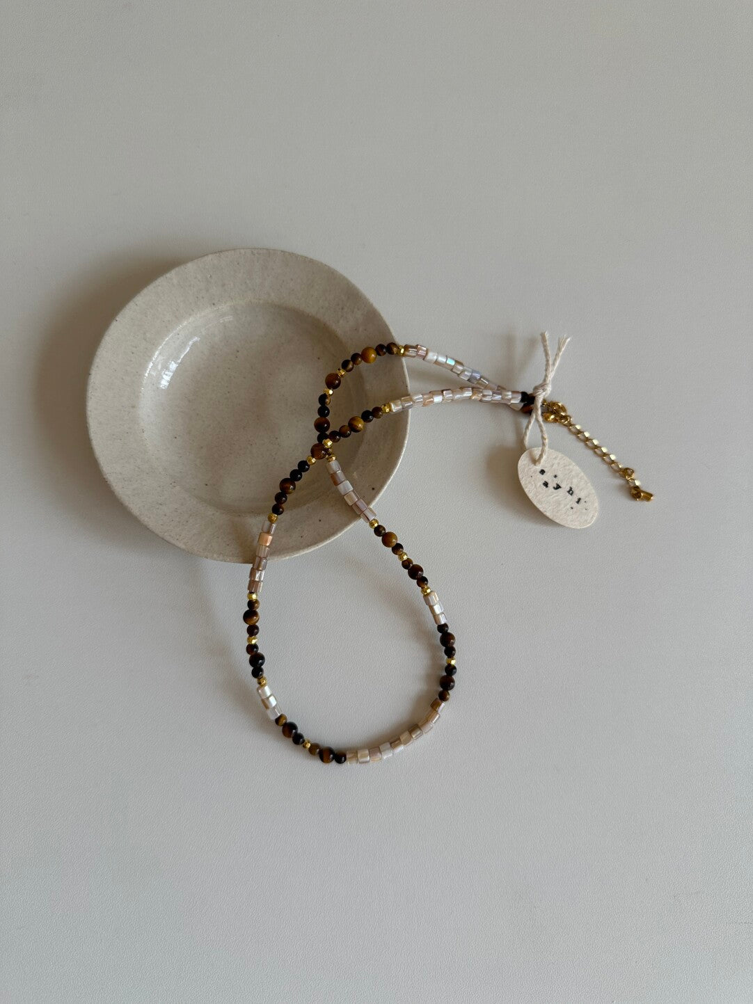 Warm Brown Natural Stone & Shell Necklace - Lumivault