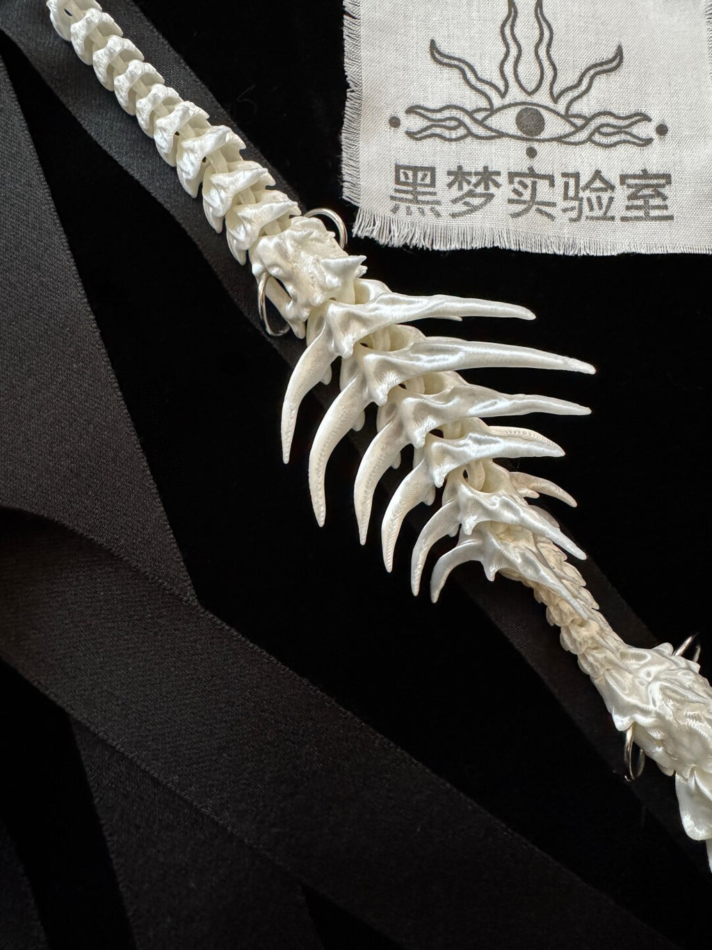 Vertebrae Hand Tie Necklace,Pearlescent White(Single Chain) / Single Necklace / 1,Lumivault.