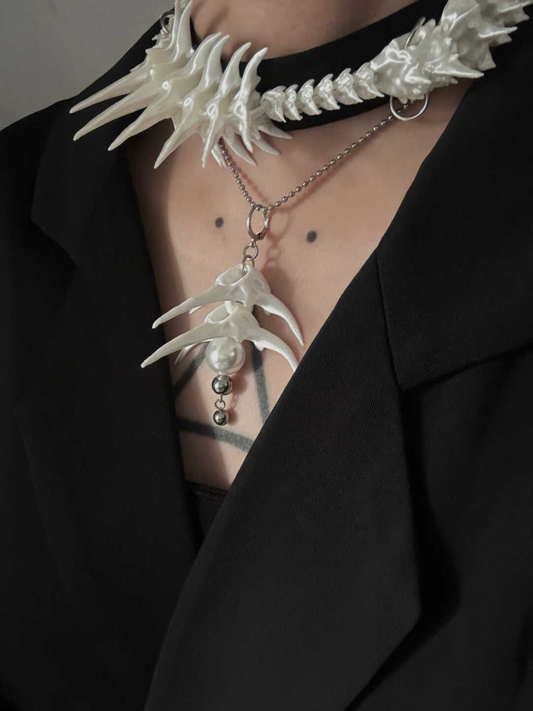 Vertebrae Hand Tie Necklace,Layered with Delicate Chains and an Upward-Facing Pendant(Please Note the Color) / Single Necklace / 1,Lumivault.