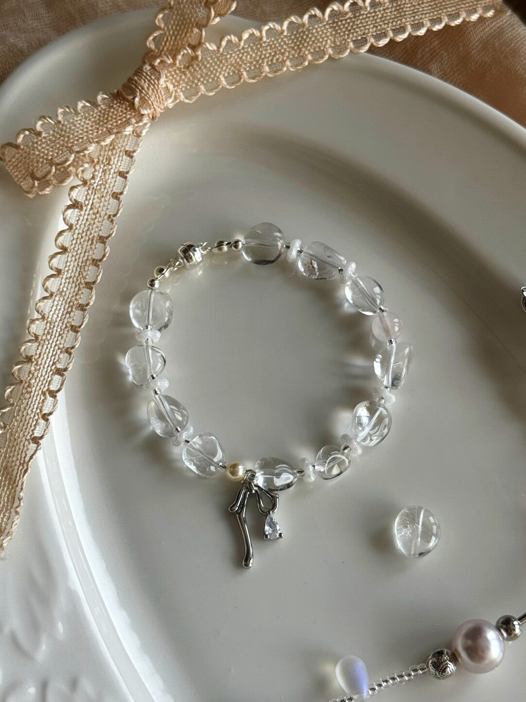 Dozing Afternoon Rock Crystal Vacation Bracelet,Bow White Water (Note Wrist Size),Lumivault.