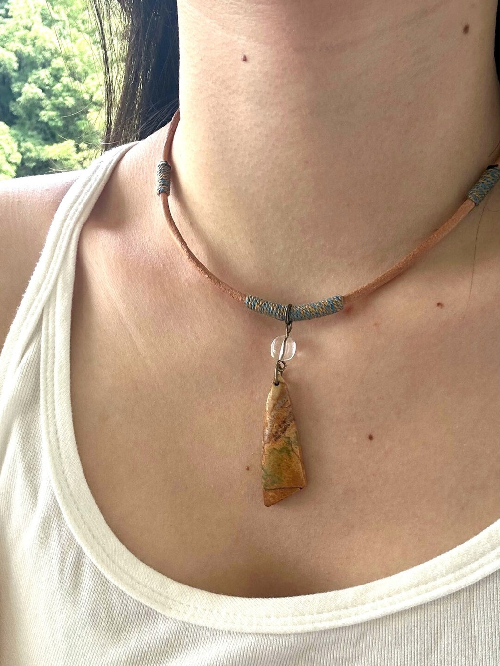 Handmade Natural Stone Crystal Necklace,Lumivault.