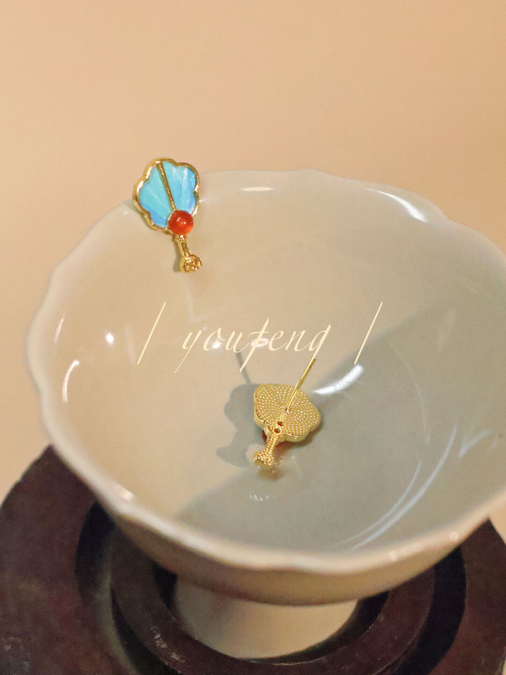 Parrot Feather Red Agate Earrings,Lumivault.