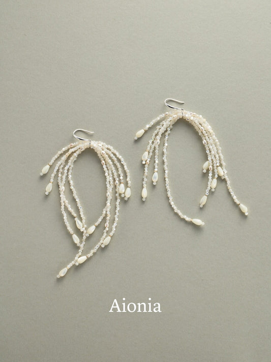 Splashing Water Tassel Earrings