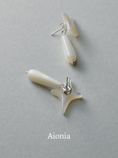 Four Pointed Star Pearl Oyster Earrings