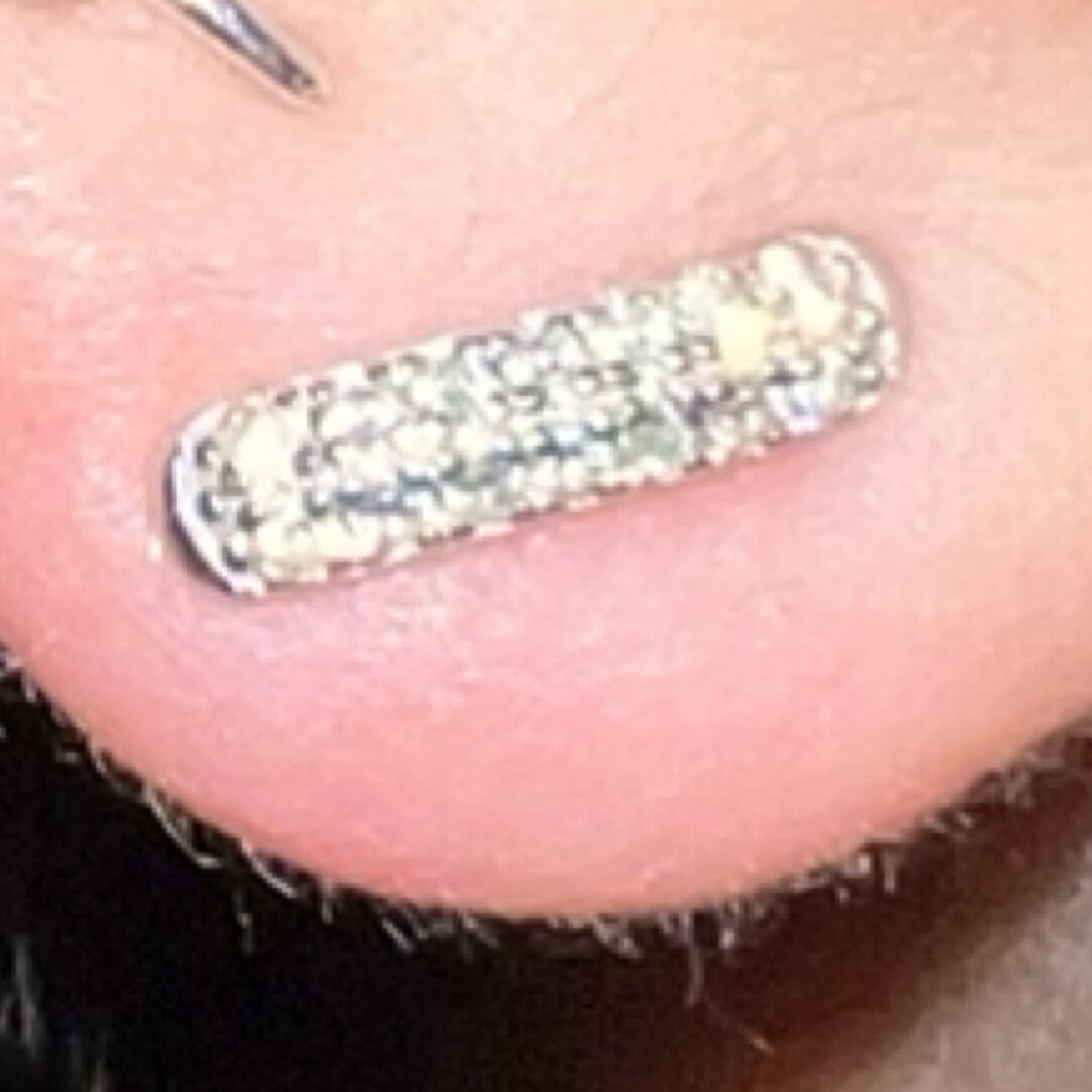 Silver Diamond Encrusted Glossy Single Earring,Single White Diamond Earring,Lumivault.