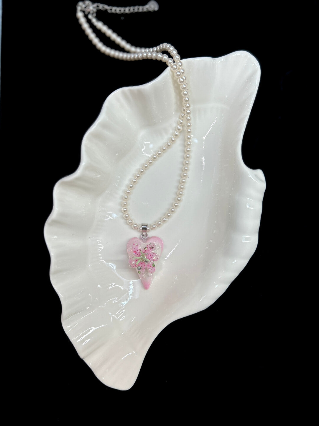 Pink Polka Dot Lily Pearl Necklace,Lumivault.