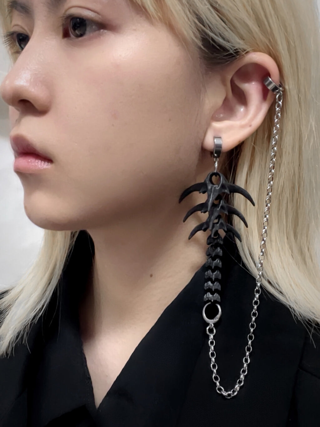 Link & Bone Single Earring,Black / Stud,Lumivault.