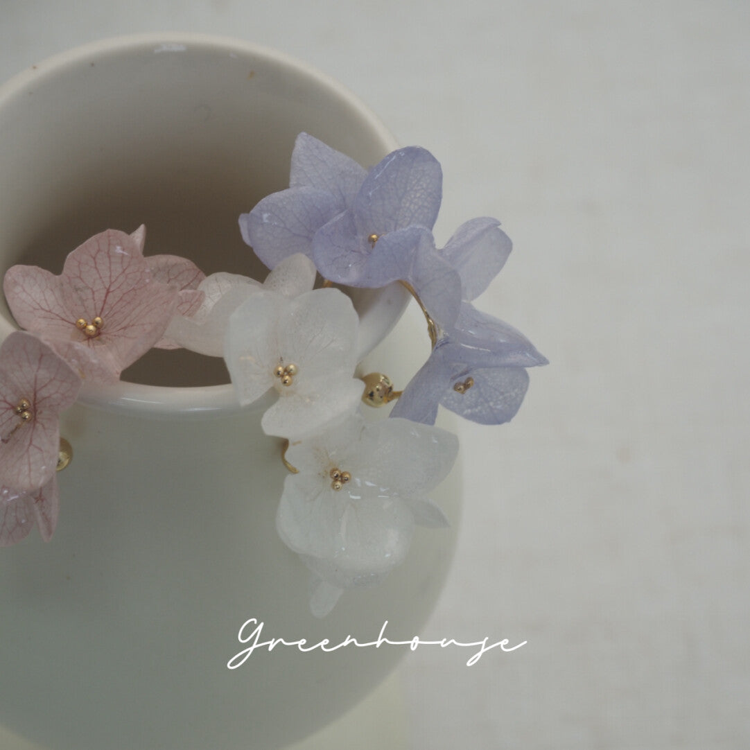 Hydrangea Ear Cuffs,Purple,Lumivault.