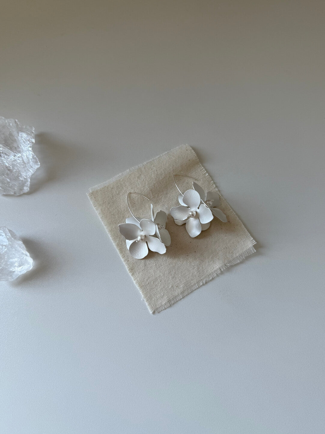 Endless Summer Silver Minimalist Earrings,Lumivault.