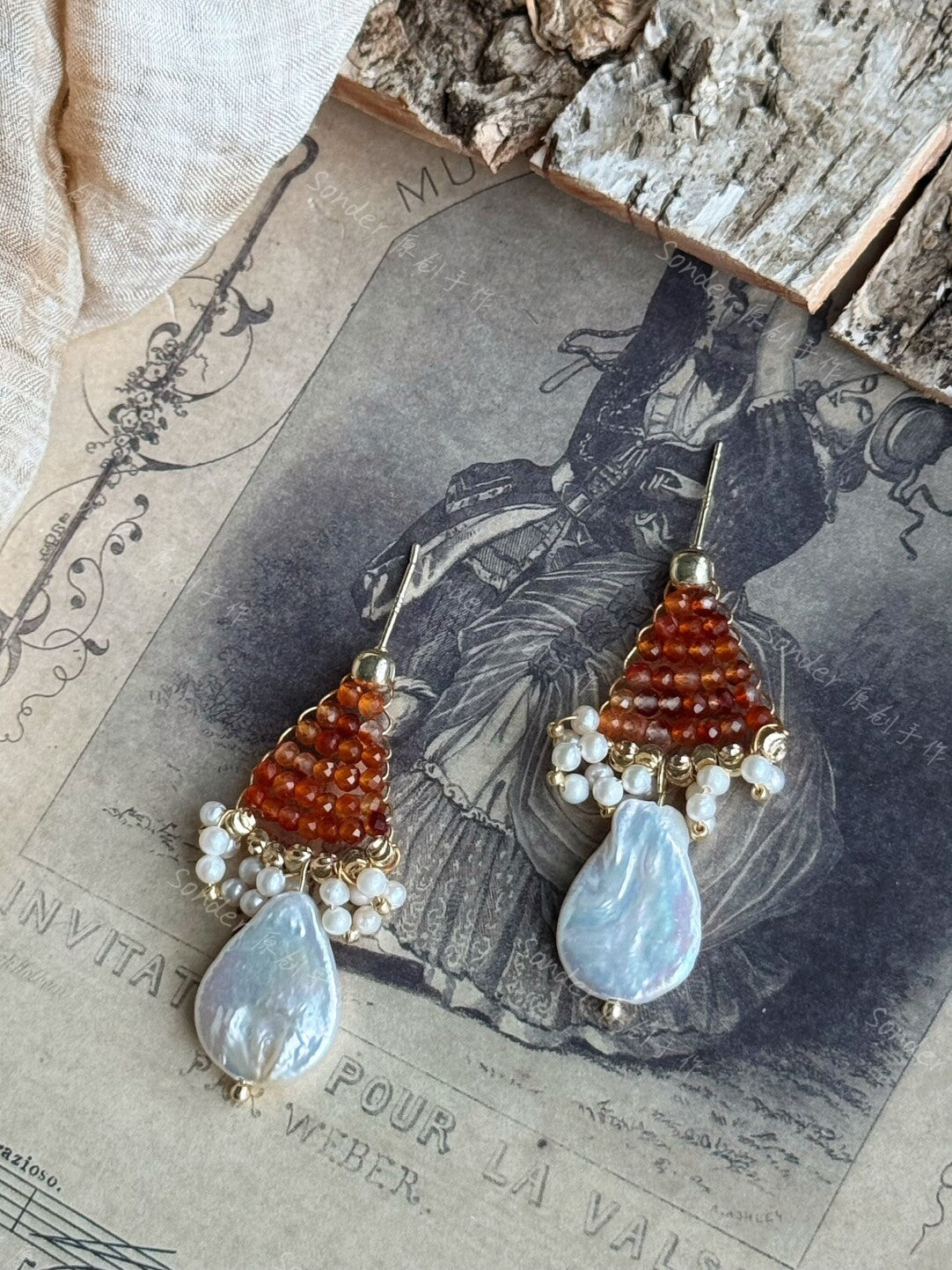 Mist Rose Agate Baroque Pearl Earrings