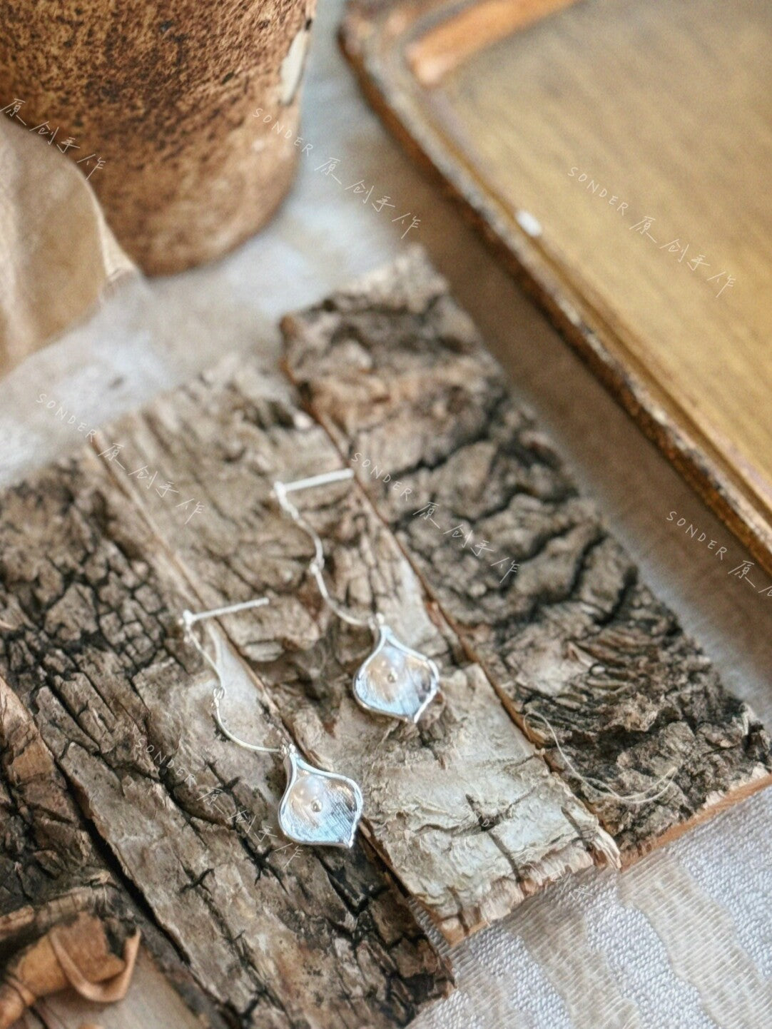 Calla Lily Pearl Earrings,Lumivault.