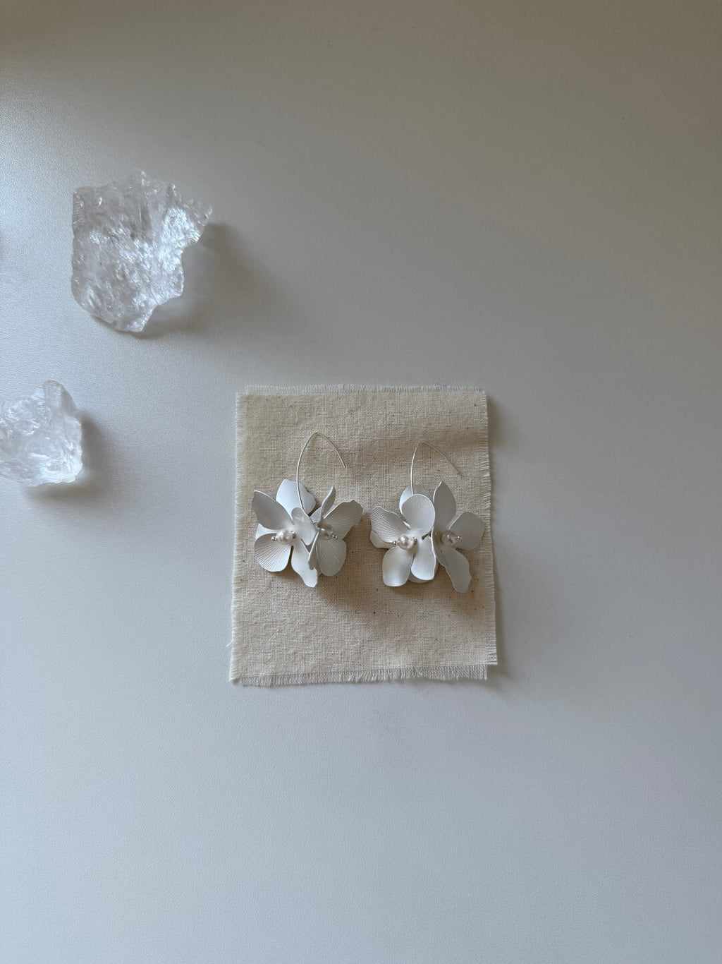 Endless Summer Silver Minimalist Earrings,Lumivault.