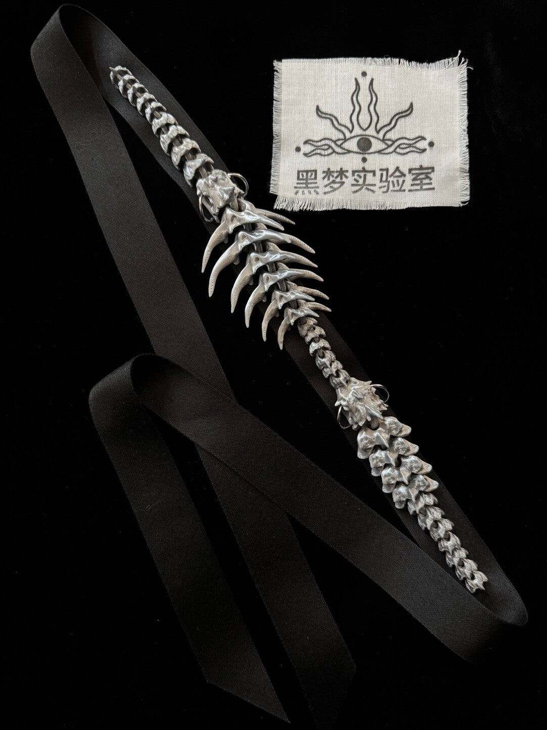 Vertebrae Hand Tie Necklace,Lumivault.