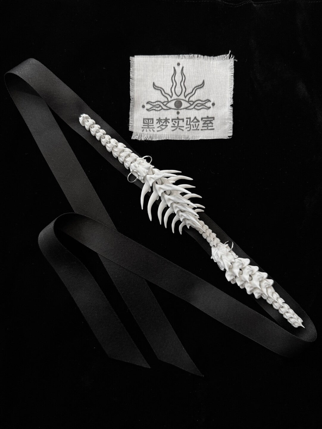Vertebrae Hand Tie Necklace,Lumivault.
