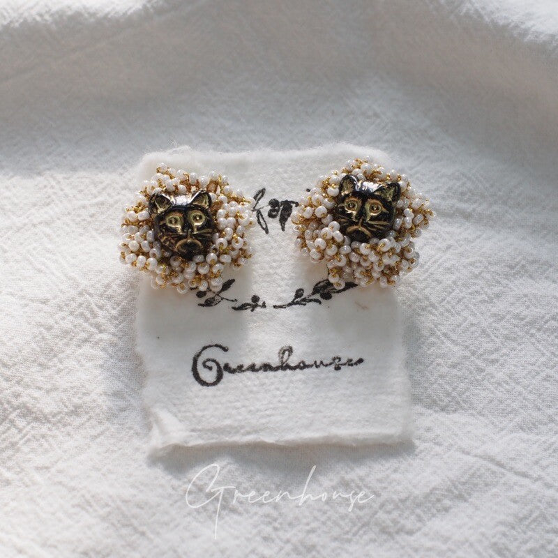 Beaded Cat Portrait Beaded Earrings,Lumivault.