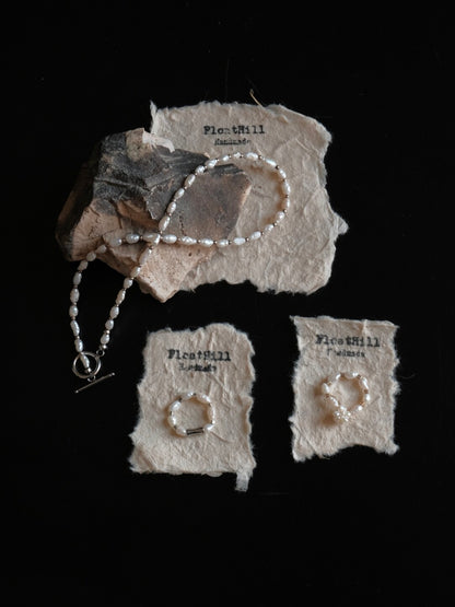 Floating World Pearl Necklace